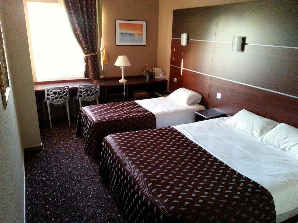 Ibis Styles Ancenis Centre Hotel Luaran gambar